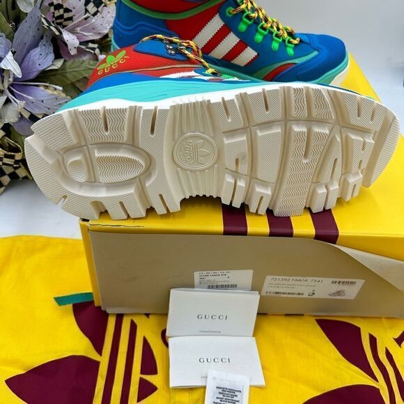 Men’s Gucci, X Adidas, lace up trainer, boot size 9 made in  Italy